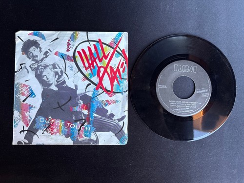 Hall oates out touch 45 - out,